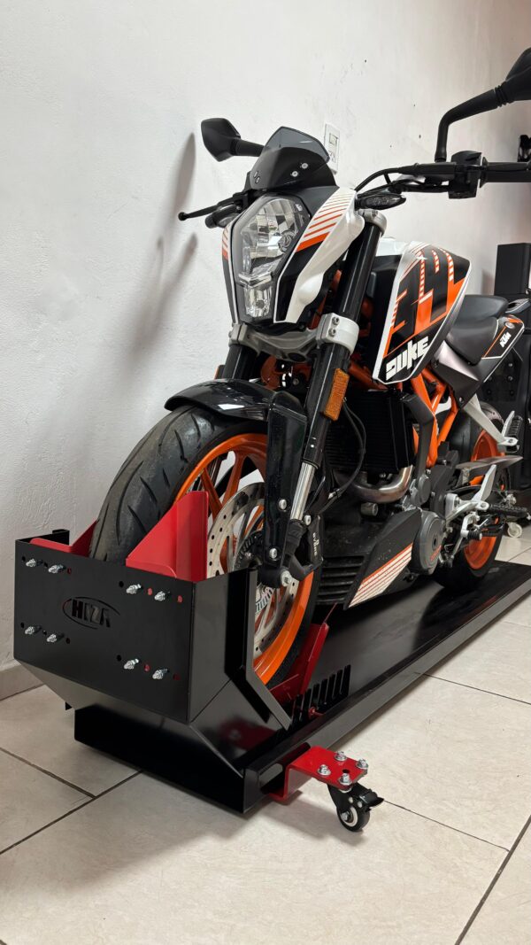 Moto Track